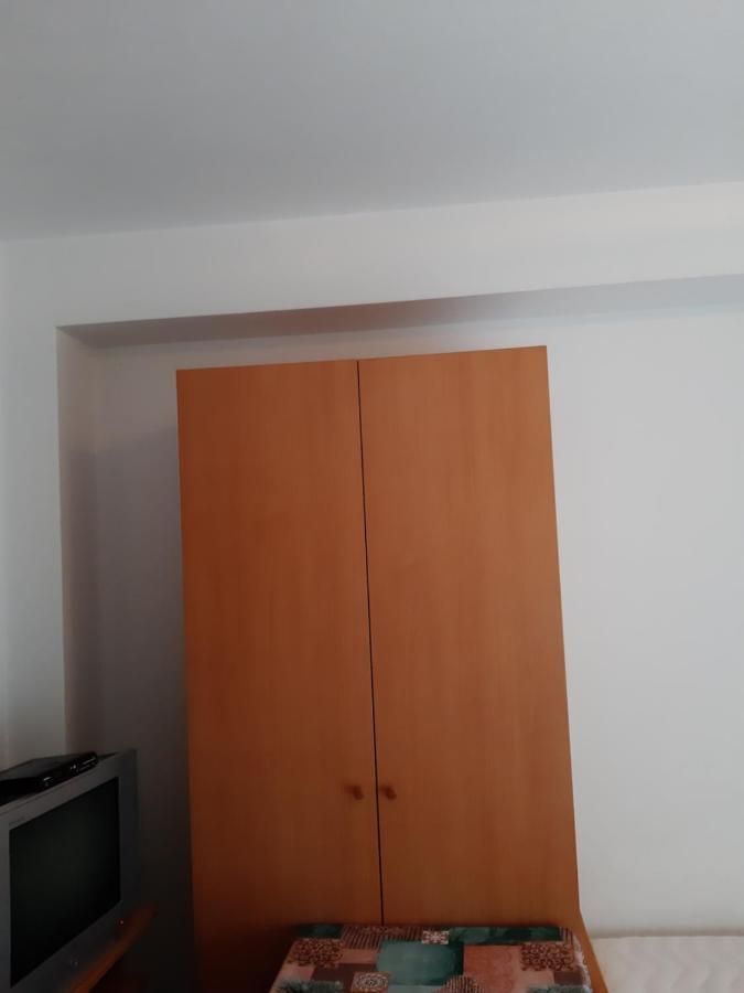 בודווה Apartments Parapid מראה חיצוני תמונה