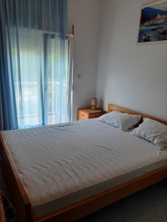 בודווה Apartments Parapid מראה חיצוני תמונה