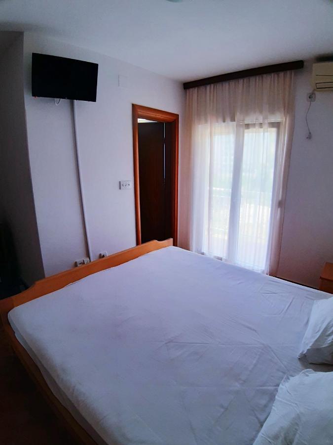 בודווה Apartments Parapid מראה חיצוני תמונה