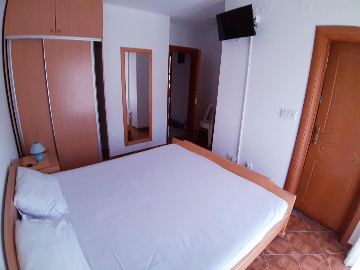 בודווה Apartments Parapid מראה חיצוני תמונה
